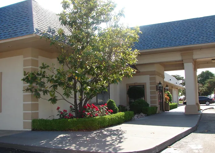 American Inn North Kansas City
