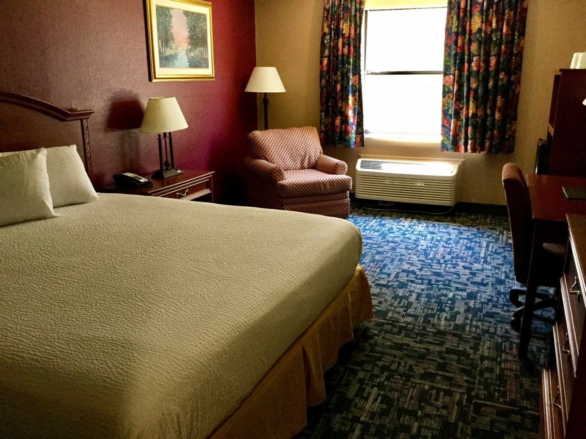 Hotel American North Kansas 2*